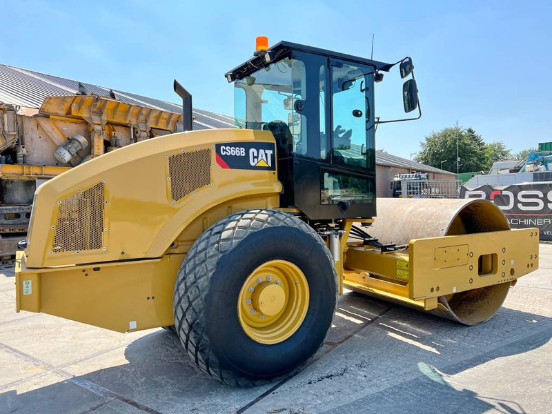 Cat CS66B Excellent Condition / Low Hours / CE - Compacteur: photos 5 Cat CS66B Excellent Condition / Low Hours / CE - Compacteur: photos 5