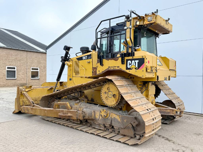 Cat D6T LGP - 360° Camera / Ripper Valve / Airco - Bulldozer: photos 3 Cat D6T LGP - 360° Camera / Ripper Valve / Airco - Bulldozer: photos 3