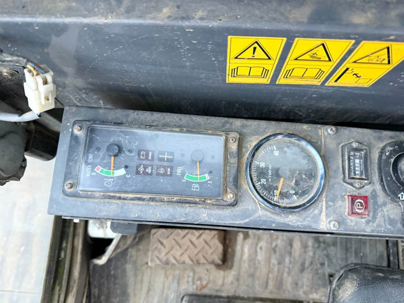 Tombereau IHI IC100 - Isuzu Engine / Track Dumper: photos 13 Tombereau IHI IC100 - Isuzu Engine / Track Dumper: photos 13