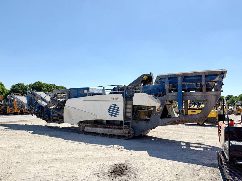 Kleemann MR130Z EVO 2 K024 - Impact Crusher / German Machin - Concasseur: photos 5 Kleemann MR130Z EVO 2 K024 - Impact Crusher / German Machin - Concasseur: photos 5