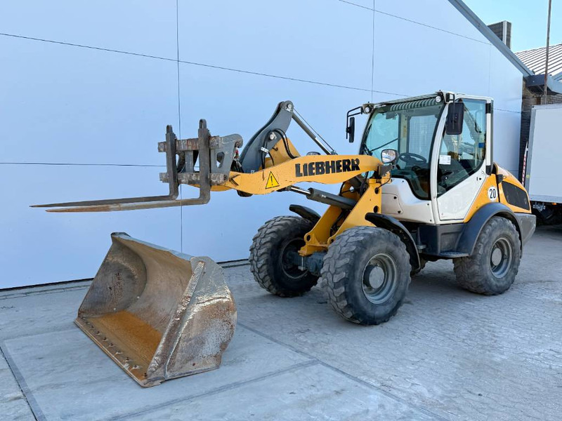Liebherr L506C - German Machine / Quick Coupler - Chargeuse sur pneus: photos 2 Liebherr L506C - German Machine / Quick Coupler - Chargeuse sur pneus: photos 2