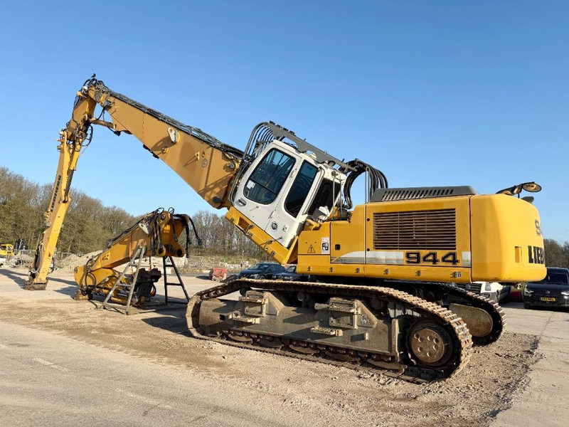 Liebherr R944C UHD - 23 m Demolition / Hydr UC / OilQuick - Pelle sur chenille: photos 2 Liebherr R944C UHD - 23 m Demolition / Hydr UC / OilQuick - Pelle sur chenille: photos 2
