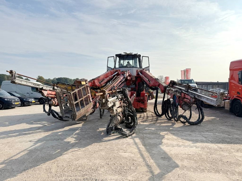 Foreuse Sandvik DT1130-SC - 3x TB150 Drill Boom + Basket Boom: photos 20 Foreuse Sandvik DT1130-SC - 3x TB150 Drill Boom + Basket Boom: photos 20