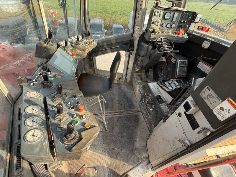 Foreuse Sandvik DT1130-SC - 3x TB150 Drill Boom + Basket Boom: photos 9 Foreuse Sandvik DT1130-SC - 3x TB150 Drill Boom + Basket Boom: photos 9