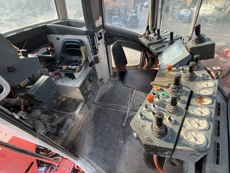 Foreuse Sandvik DT1130-SC - 3x TB150 Drill Boom + Basket Boom: photos 10 Foreuse Sandvik DT1130-SC - 3x TB150 Drill Boom + Basket Boom: photos 10