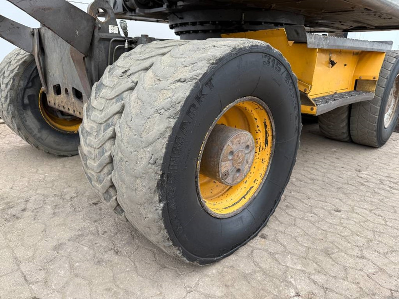 Pelle sur pneus Volvo EW180C - Dutch Machine / Triple Boom: photos 19 Pelle sur pneus Volvo EW180C - Dutch Machine / Triple Boom: photos 19