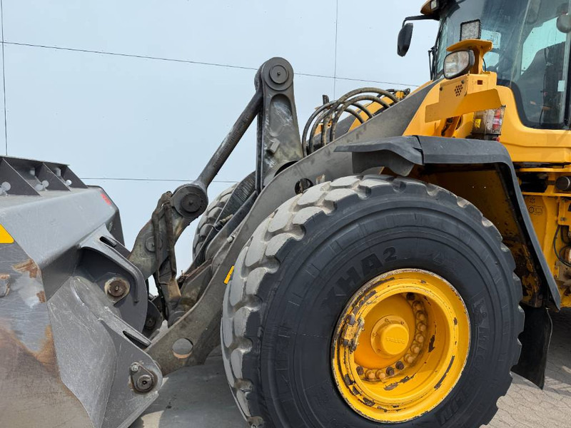 Chargeuse sur pneus Volvo L150H - German Machine / 3rd Function: photos 18