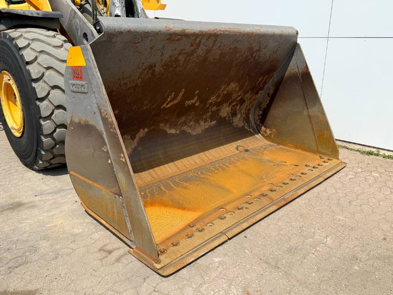 Chargeuse sur pneus Volvo L150H - German Machine / 3rd Function: photos 16
