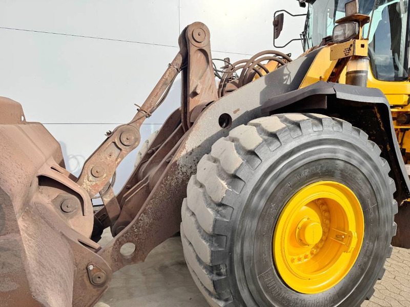 Chargeuse sur pneus Volvo L180H - 3rd Function / Weight System: photos 16