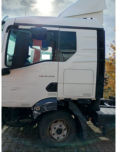 MAN TGL 12.250 gFH Fahrgestell Euro 6 AHK Unfall - Châssis cabine: photos 5 MAN TGL 12.250 gFH Fahrgestell Euro 6 AHK Unfall - Châssis cabine: photos 5