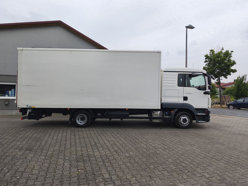 MAN TGL 8.190 Koffer gFH 4x2 Euro 6 AHK LBW (24) - Camion fourgon: photos 4 MAN TGL 8.190 Koffer gFH 4x2 Euro 6 AHK LBW (24) - Camion fourgon: photos 4