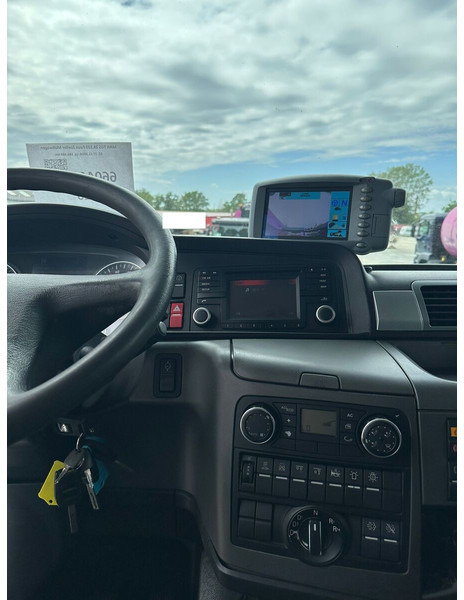 Benne à ordures ménagères MAN TGS 28.320: photos 15