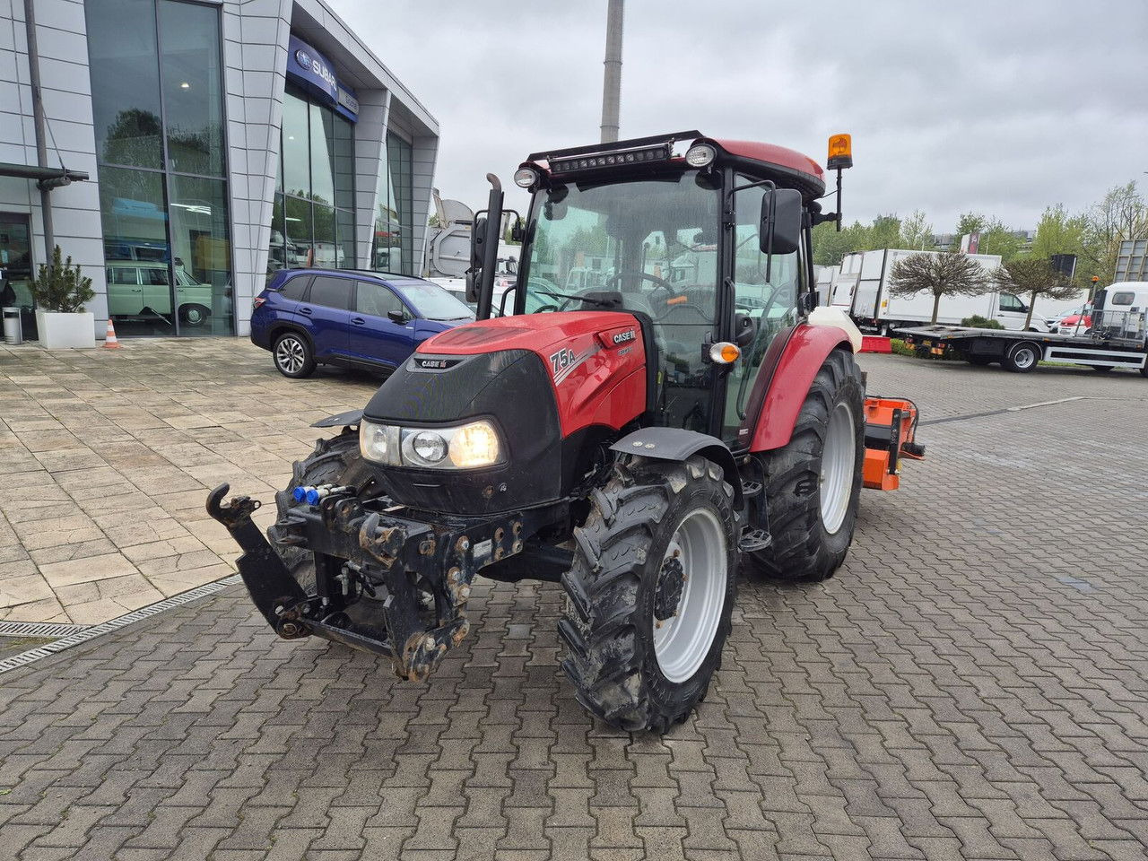 Case IH Farmall 75 / 2022 / Only 1853 MTH / Sweeper + Plow Extra / 1 OWN - Tracteur agricole: photos 4 Case IH Farmall 75 / 2022 / Only 1853 MTH / Sweeper + Plow Extra / 1 OWN - Tracteur agricole: photos 4