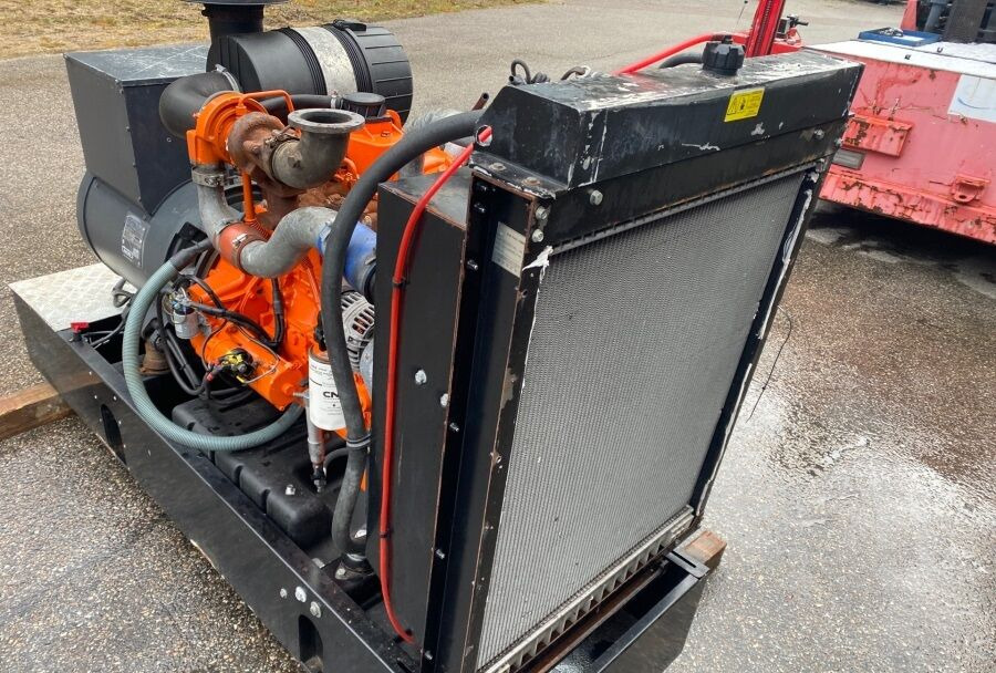 Diversen ECP34 2S4 - Iveco Engine,126kVA,New oils, filters, Mecc Alte ECP34 2S4 - Iveco Engine,126kVA,New oils, filters, Like New - Groupe électrogène: photos 5 Diversen ECP34 2S4 - Iveco Engine,126kVA,New oils, filters, Mecc Alte ECP34 2S4 - Iveco Engine,126kVA,New oils, filters, Like New - Groupe électrogène: photos 5