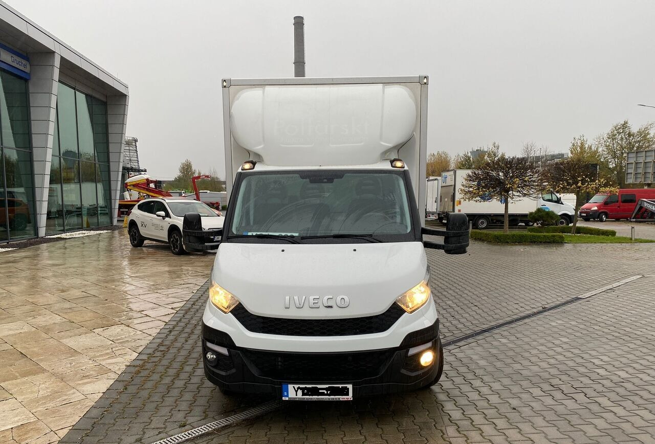 Iveco Daily 35C18 35C180 / Container / Veldhuizen Trailer / 3 Axes / KAT. B+ - Camion fourgon: photos 2 Iveco Daily 35C18 35C180 / Container / Veldhuizen Trailer / 3 Axes / KAT. B+ - Camion fourgon: photos 2