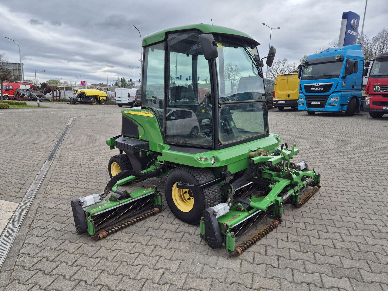 JOHN DEERE 1905 4WD / 2010 / Serviced / Cabin - Motofaucheuse: photos 4 JOHN DEERE 1905 4WD / 2010 / Serviced / Cabin - Motofaucheuse: photos 4