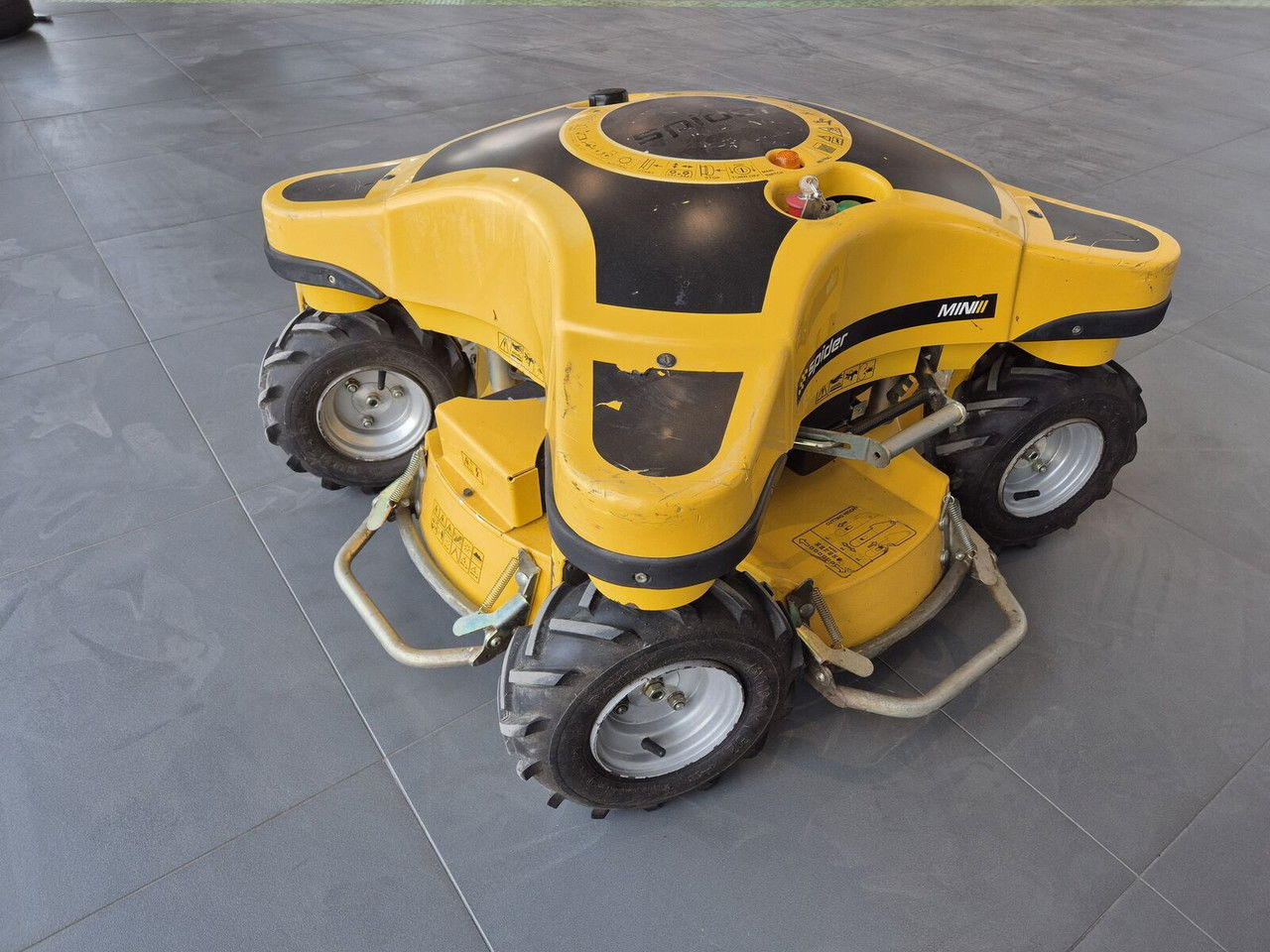 MINI Mini Spider II / 4X4 / NEW Service / Works Great - Motofaucheuse: photos 5 MINI Mini Spider II / 4X4 / NEW Service / Works Great - Motofaucheuse: photos 5