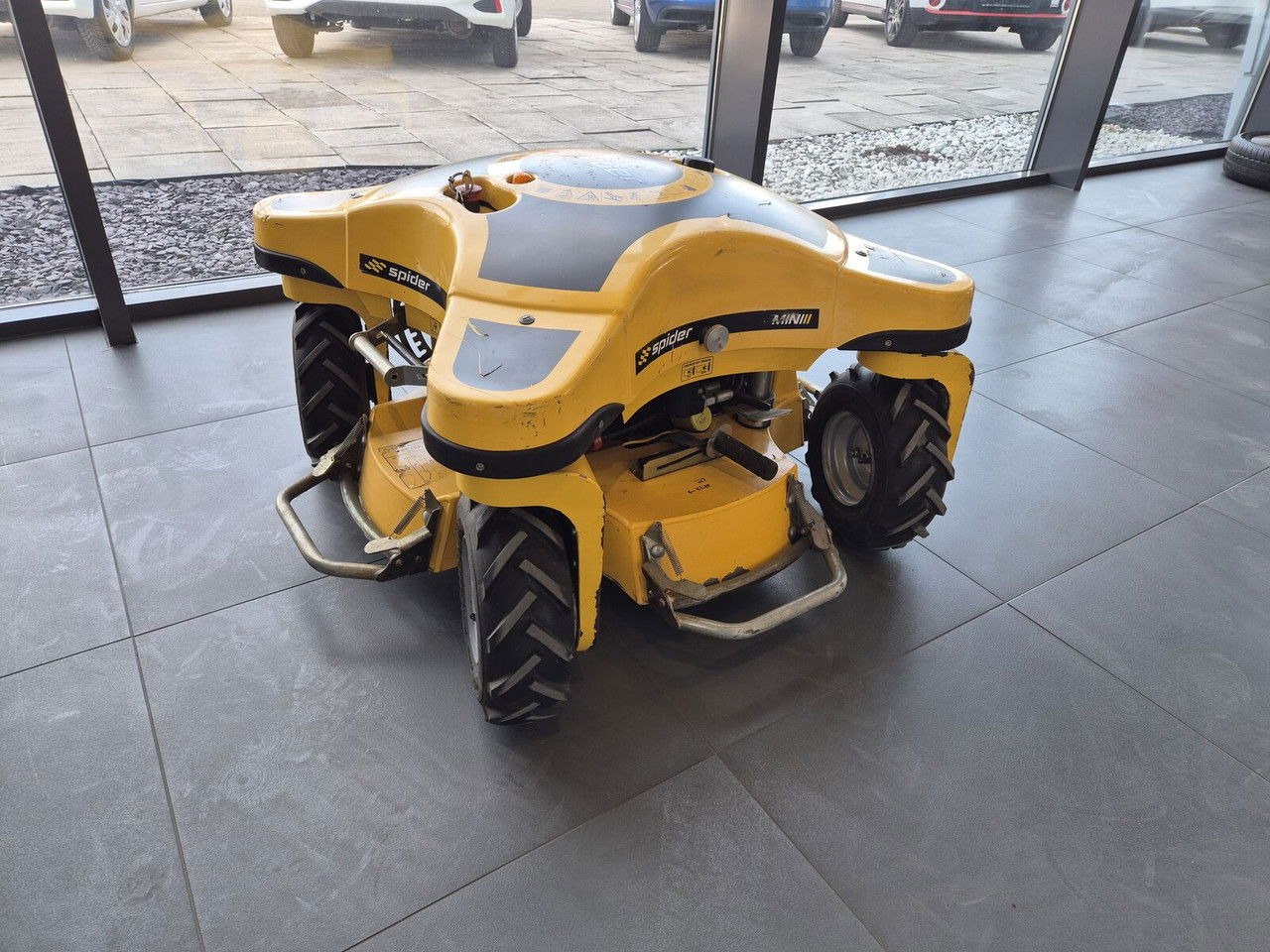 MINI Mini Spider II / 4X4 / NEW Service / Works Great - Motofaucheuse: photos 4 MINI Mini Spider II / 4X4 / NEW Service / Works Great - Motofaucheuse: photos 4