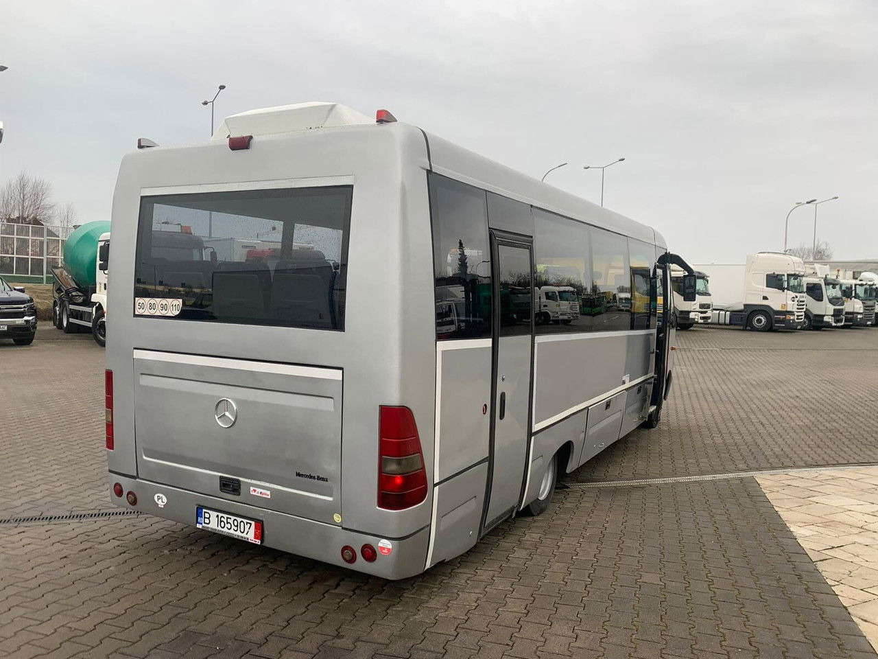 Bus interurbain Mercedes-Benz Vario 814 814D, Mediano, Cibro, Vario,33 seats, E4, Wide Body: photos 6 Bus interurbain Mercedes-Benz Vario 814 814D, Mediano, Cibro, Vario,33 seats, E4, Wide Body: photos 6