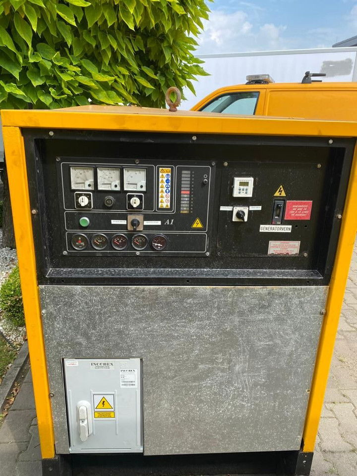 Groupe électrogène SDMO NS 60 W M, Silent generator 60kVA, 48KW NS 60 W M, Silent generator 60kVA,: photos 20