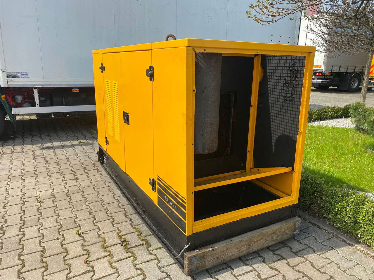 Groupe électrogène SDMO NS 60 W M, Silent generator 60kVA, 48KW NS 60 W M, Silent generator 60kVA,: photos 7