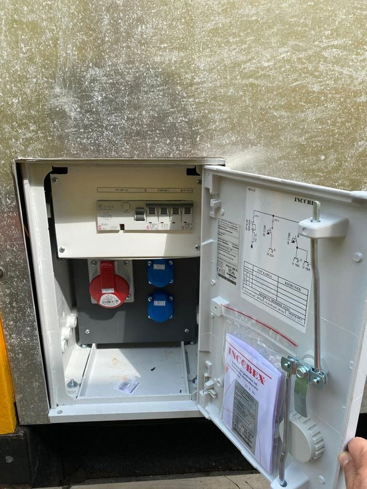 Groupe électrogène SDMO NS 60 W M, Silent generator 60kVA, 48KW NS 60 W M, Silent generator 60kVA,: photos 21