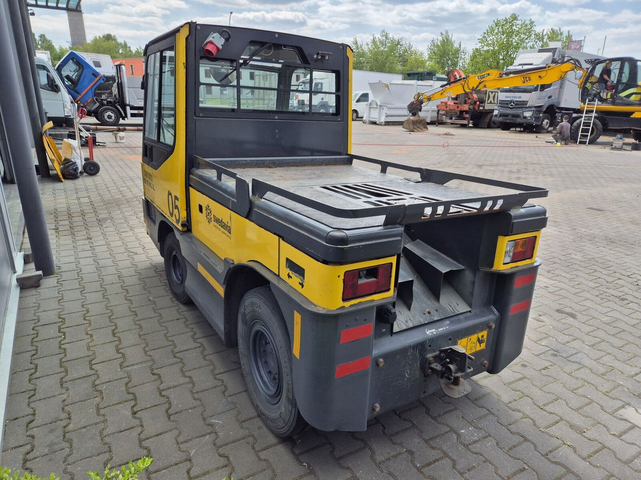 Still R 07-25 , NO Battery , NEW Tires - Chariot tracteur: photos 3 Still R 07-25 , NO Battery , NEW Tires - Chariot tracteur: photos 3