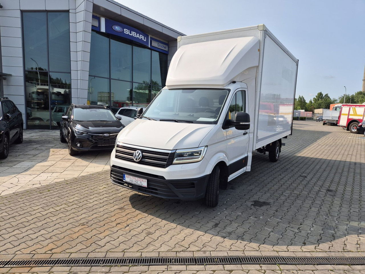 VOLKSWAGEN Crafter 2.0 TDI 177HP / High Container / Lift 750KG / Super Cond - Fourgon grand volume: photos 4 VOLKSWAGEN Crafter 2.0 TDI 177HP / High Container / Lift 750KG / Super Cond - Fourgon grand volume: photos 4