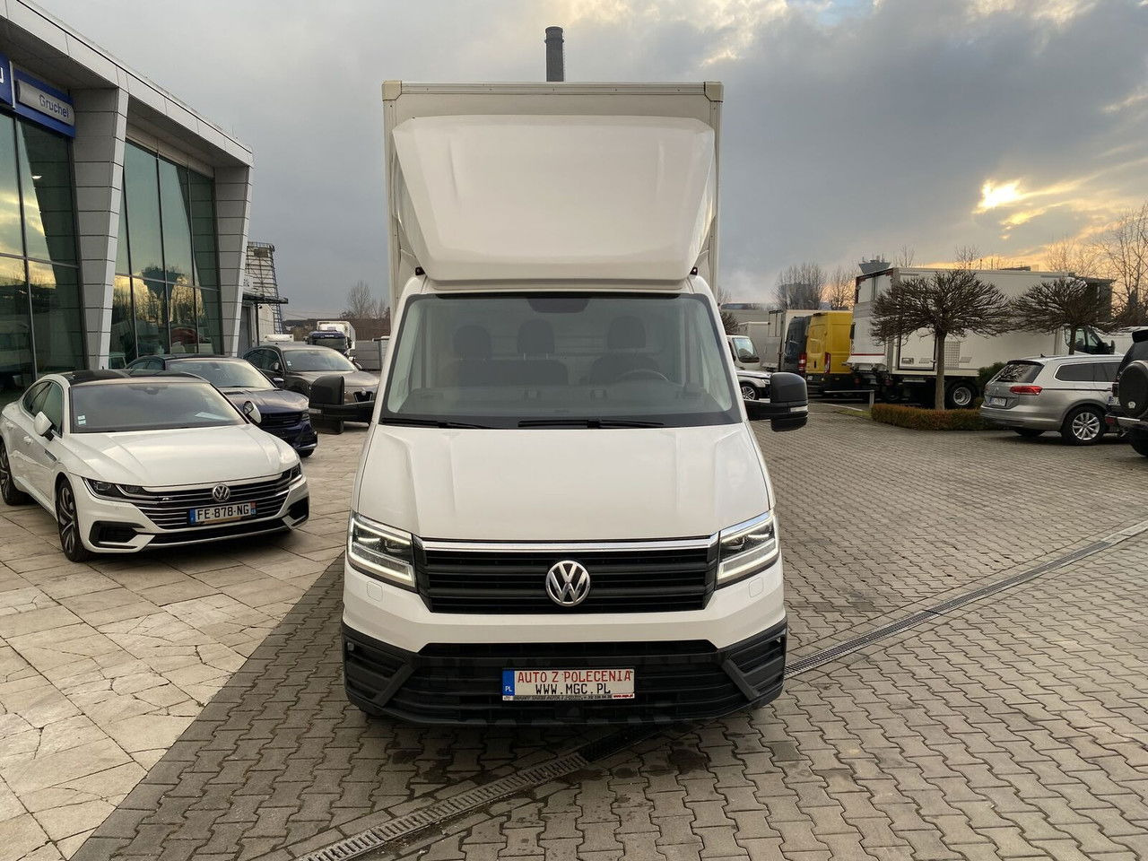 Volkswagen Crafter 2.0 TDI 177HP / High Container / Lift 750KG / Super Cond - Fourgon grand volume: photos 5 Volkswagen Crafter 2.0 TDI 177HP / High Container / Lift 750KG / Super Cond - Fourgon grand volume: photos 5