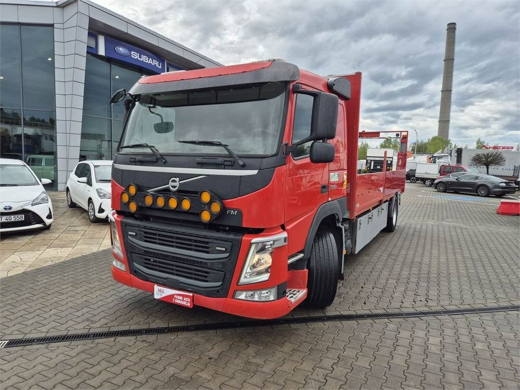Volvo FM 330 / WEBASTO / HDS HIAB / 1 OWNER - Camion plateau: photos 3 Volvo FM 330 / WEBASTO / HDS HIAB / 1 OWNER - Camion plateau: photos 3