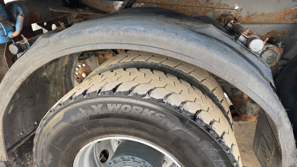 Camion benne DAF CF 85.410 6x4 tipper - retarder: photos 19 Camion benne DAF CF 85.410 6x4 tipper - retarder: photos 19