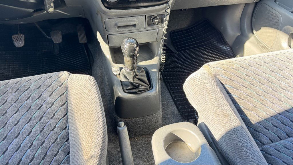 Honda CRV 2.0 - Petrol - AIR Condition - 5 Doors - crédit-bail Honda CRV 2.0 - Petrol - AIR Condition - 5 Doors: photos 15 Honda CRV 2.0 - Petrol - AIR Condition - 5 Doors - crédit-bail Honda CRV 2.0 - Petrol - AIR Condition - 5 Doors: photos 15