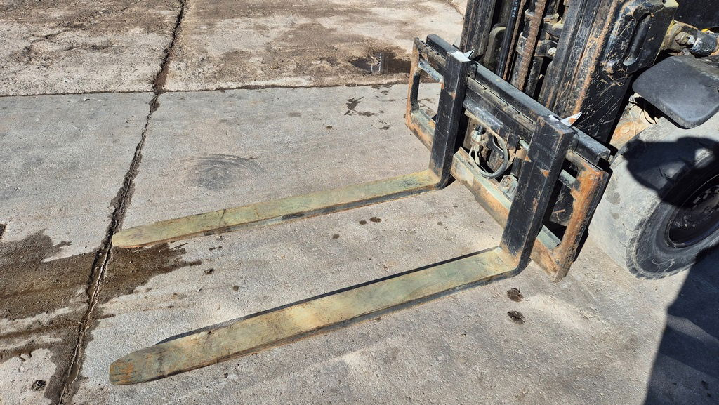 Hyster H2.5XT - 2013 Year - Triplex - 6990 Hours - Chariot élévateur: photos 2 Hyster H2.5XT - 2013 Year - Triplex - 6990 Hours - Chariot élévateur: photos 2