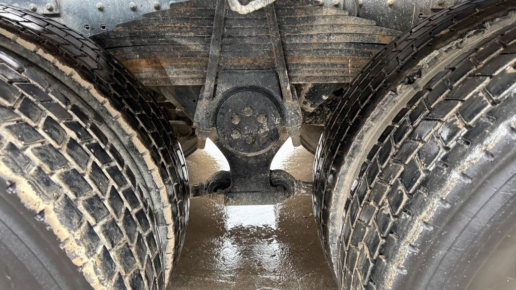 Camion malaxeur MAN 27.414 FE 410A 6x4 stetter - 7m3 - euro 3: photos 13 Camion malaxeur MAN 27.414 FE 410A 6x4 stetter - 7m3 - euro 3: photos 13