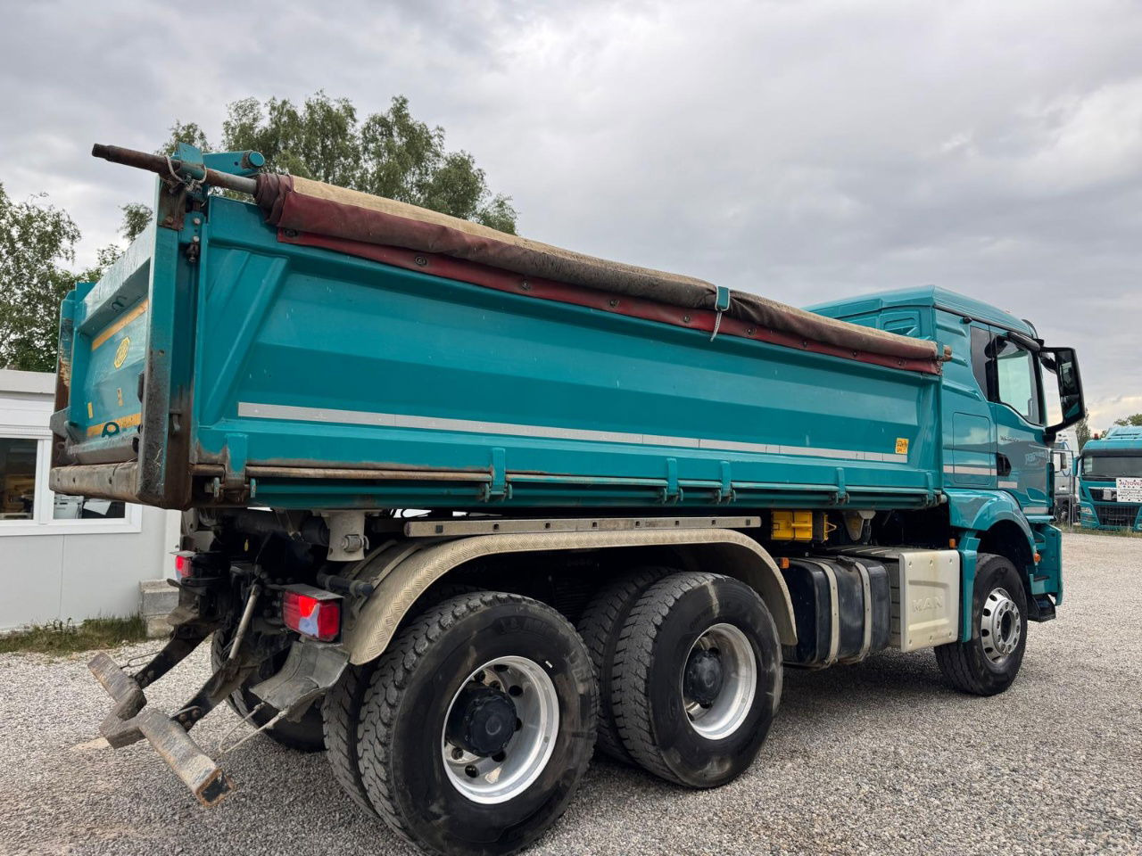 MAN TGS 26.470 6X4 bordmatic meiller tipper - Camion benne: photos 3 MAN TGS 26.470 6X4 bordmatic meiller tipper - Camion benne: photos 3