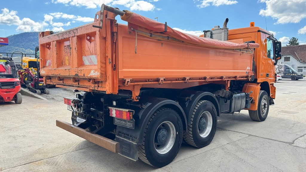 Mercedes-Benz Actros 3346 K 6x4 bordmatic - 3 pedals - Camion benne: photos 4 Mercedes-Benz Actros 3346 K 6x4 bordmatic - 3 pedals - Camion benne: photos 4