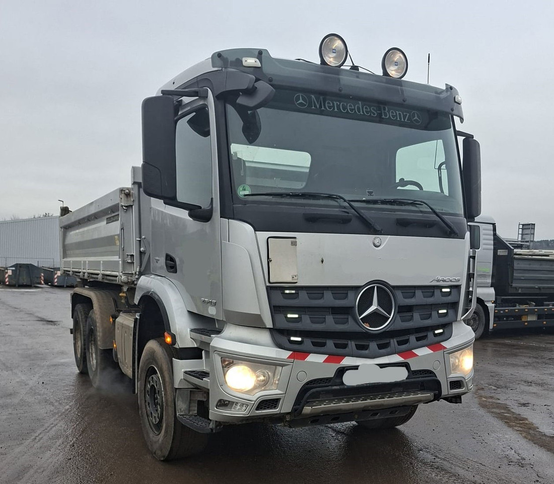Mercedes-Benz Arocs 2643 6X4 meiller bordmatic tipper - Camion benne: photos 2 Mercedes-Benz Arocs 2643 6X4 meiller bordmatic tipper - Camion benne: photos 2
