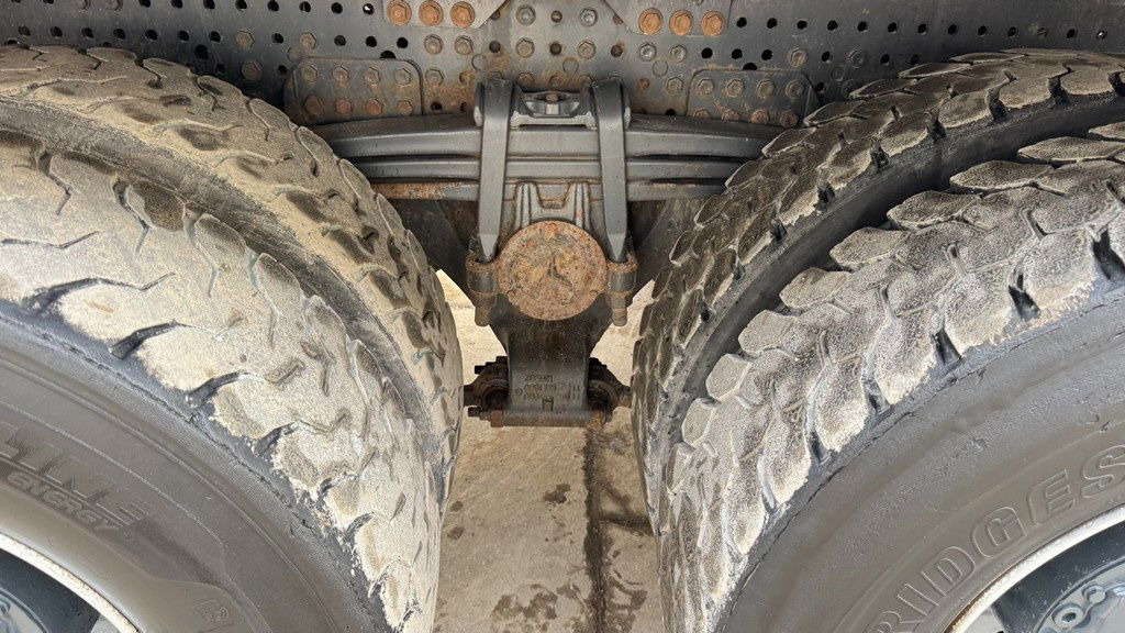 Camion benne Mercedes-Benz Arocs 2643 6X4 meiller bordmatic tipper: photos 15 Camion benne Mercedes-Benz Arocs 2643 6X4 meiller bordmatic tipper: photos 15