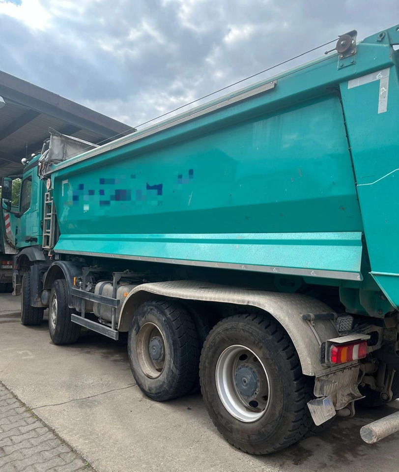 Mercedes-Benz Arocs 3248 8X4 mulda tipper - electric taurpaulin - Camion benne: photos 4 Mercedes-Benz Arocs 3248 8X4 mulda tipper - electric taurpaulin - Camion benne: photos 4