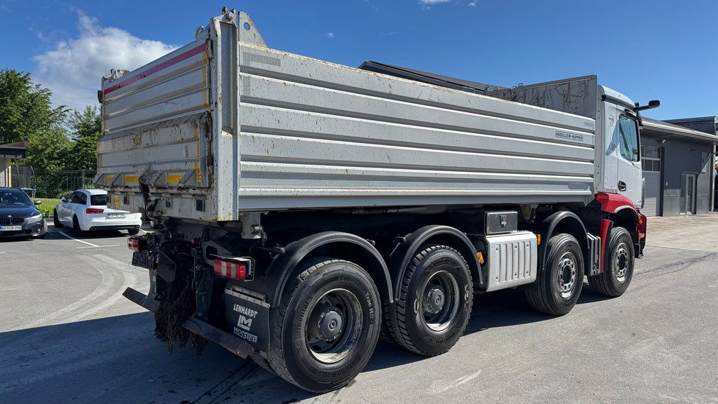 Mercedes-Benz Arocs 4146 8X4 meiller tipper - bordmatic - Camion benne: photos 4 Mercedes-Benz Arocs 4146 8X4 meiller tipper - bordmatic - Camion benne: photos 4