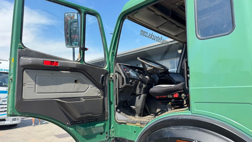 Camion benne Mercedes-Benz SK 3235 8X4 tipper - V8: photos 22