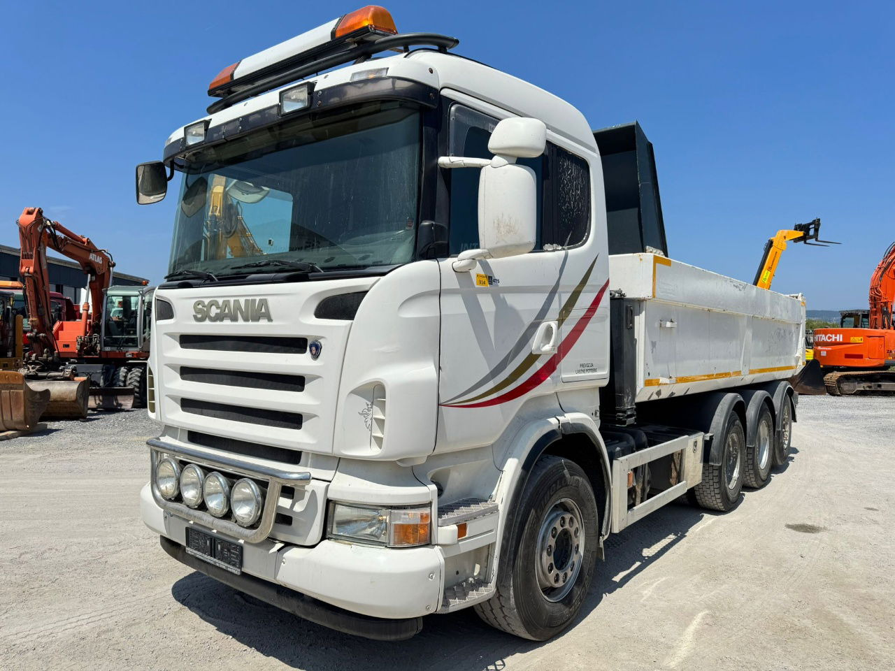 Scania R480 8x4 tipper - lifitng axle - Camion benne: photos 1 Scania R480 8x4 tipper - lifitng axle - Camion benne: photos 1