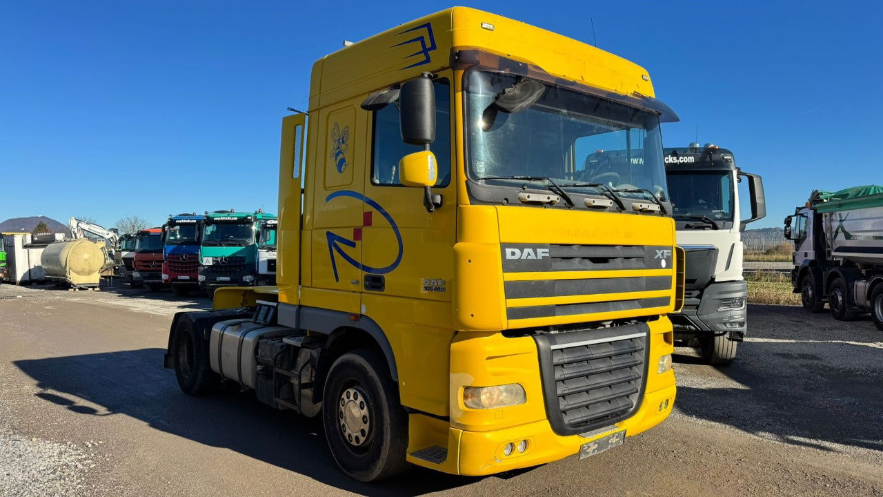 DAF XF 105.460 4x2 tractor unit - manual gear - Tracteur routier: photos 3 DAF XF 105.460 4x2 tractor unit - manual gear - Tracteur routier: photos 3
