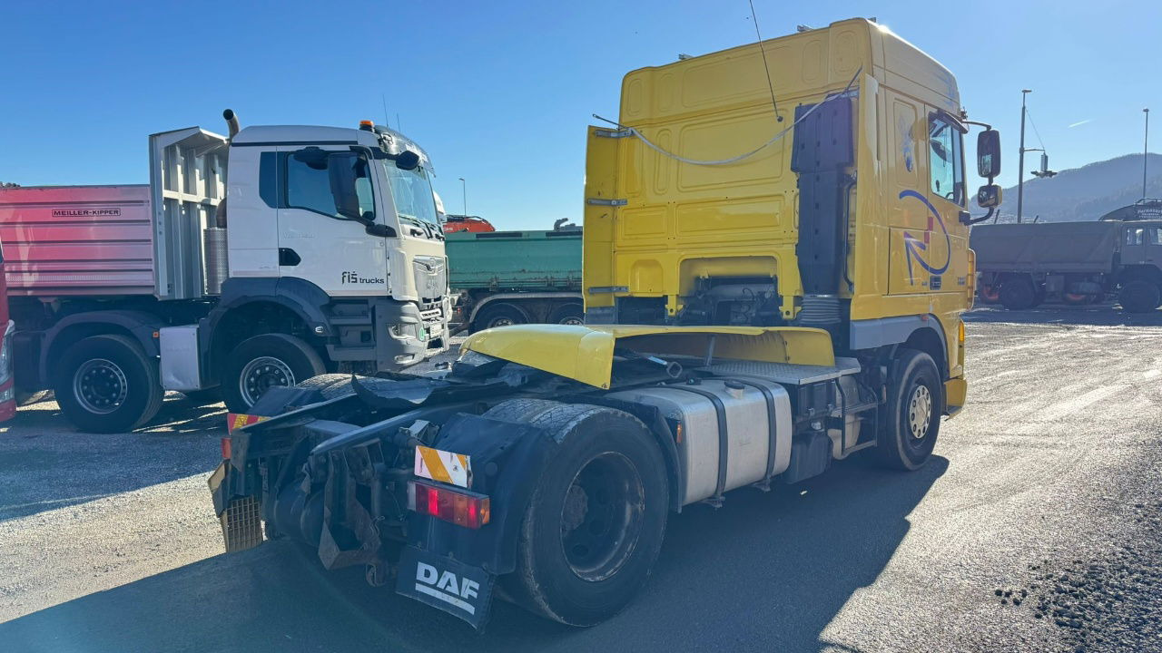 DAF XF 105.460 4x2 tractor unit - manual gear - Tracteur routier: photos 5 DAF XF 105.460 4x2 tractor unit - manual gear - Tracteur routier: photos 5