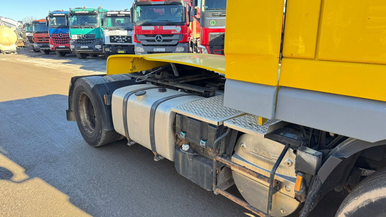 DAF XF 105.460 4x2 tractor unit - manual gear - Tracteur routier: photos 4 DAF XF 105.460 4x2 tractor unit - manual gear - Tracteur routier: photos 4