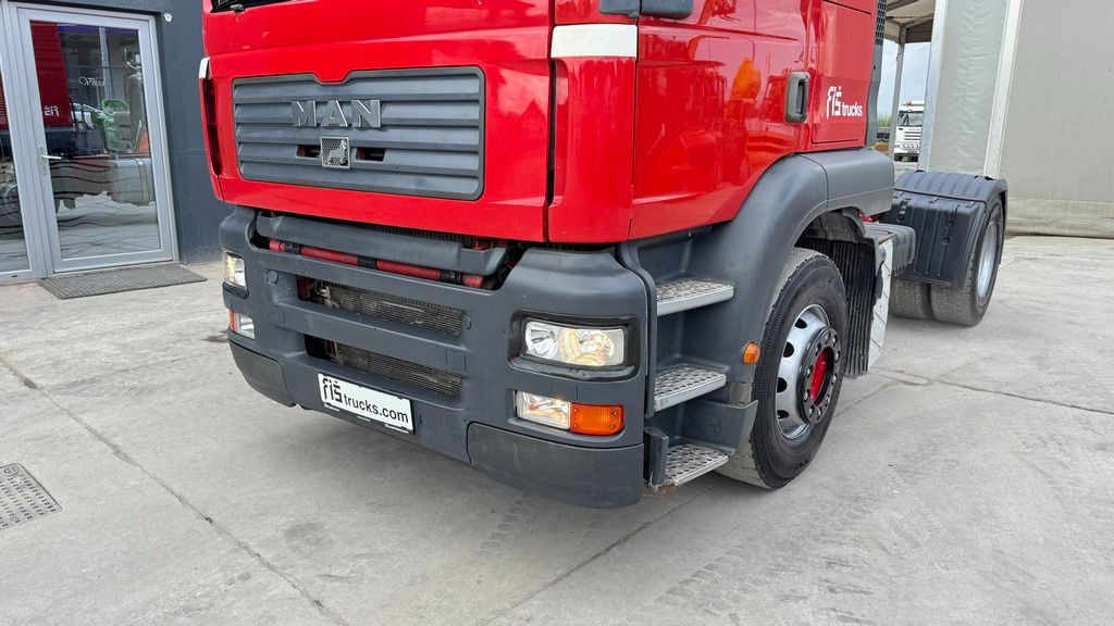 MAN TGA 18.413 4X2 tractor unit - Tracteur routier: photos 2 MAN TGA 18.413 4X2 tractor unit - Tracteur routier: photos 2