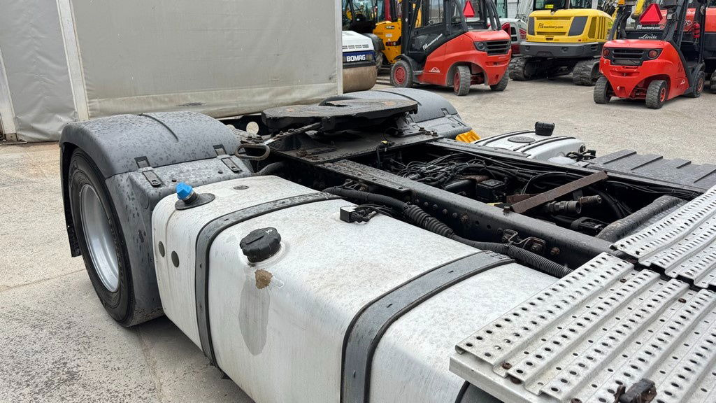 MAN TGX 18.400 4X2 tipp. hydr. - retarder - Tracteur routier: photos 4 MAN TGX 18.400 4X2 tipp. hydr. - retarder - Tracteur routier: photos 4