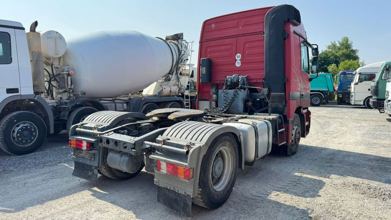 Mercedes-Benz Actros 1853 LS 4x2 tractor unit - air condition - Tracteur routier: photos 5 Mercedes-Benz Actros 1853 LS 4x2 tractor unit - air condition - Tracteur routier: photos 5