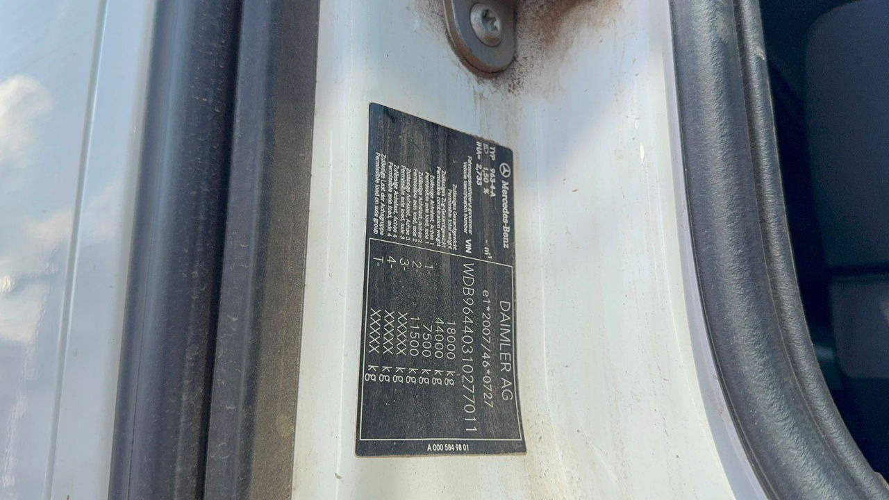 Mercedes-Benz Arocs 1851 LS HAD 4X4 - Euro 6 - retarder - tipper hydraulics - Tracteur routier: photos 5 Mercedes-Benz Arocs 1851 LS HAD 4X4 - Euro 6 - retarder - tipper hydraulics - Tracteur routier: photos 5