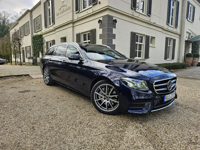 Mercedes-Benz E-Klasse E-Klasse - Voiture: photos 4 Mercedes-Benz E-Klasse E-Klasse - Voiture: photos 4